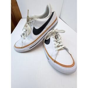 Nike Men’s White/Black/Orange Low Top Lace-Up Athletic Sneaker